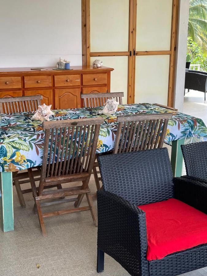 Hotel La Colline Bed&Table Le Lamentin Esterno foto