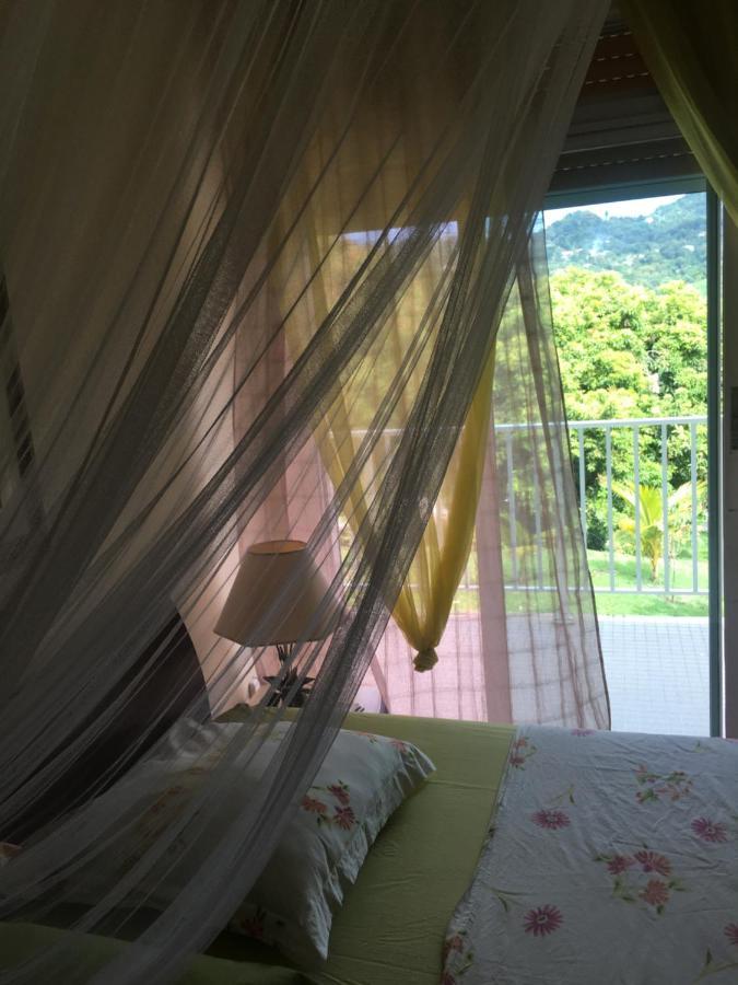 Hotel La Colline Bed&Table Le Lamentin Esterno foto